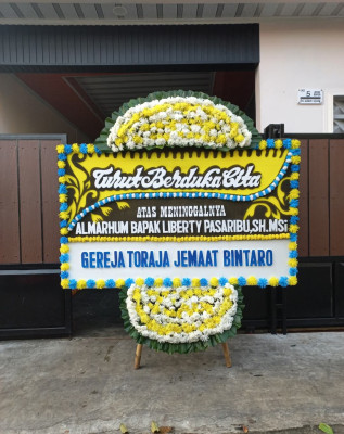 Papan Bunga Duka di Brosot