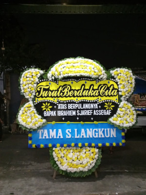 Papan Bunga Duka di Brosot